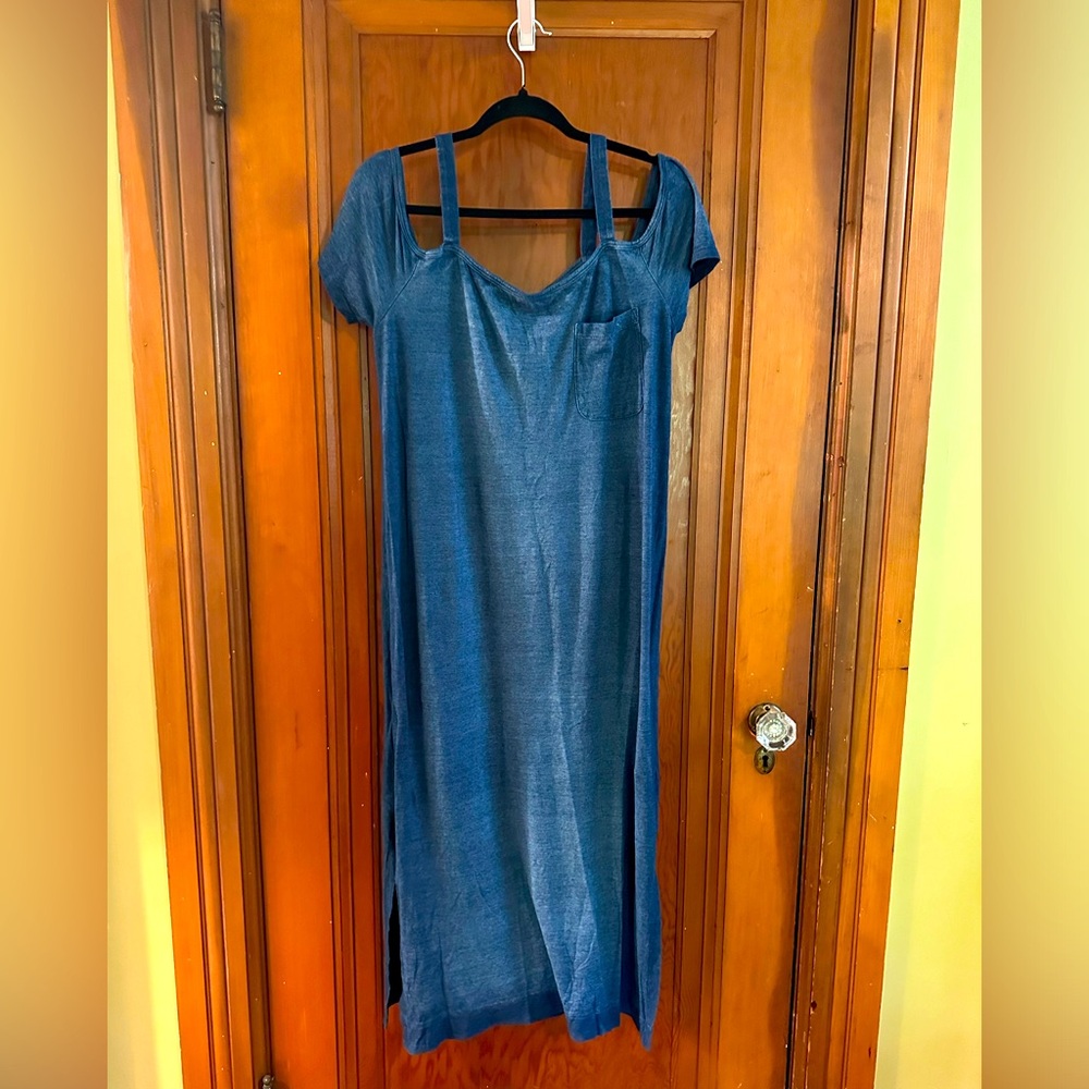 Cloth and Stone T-shirt dress